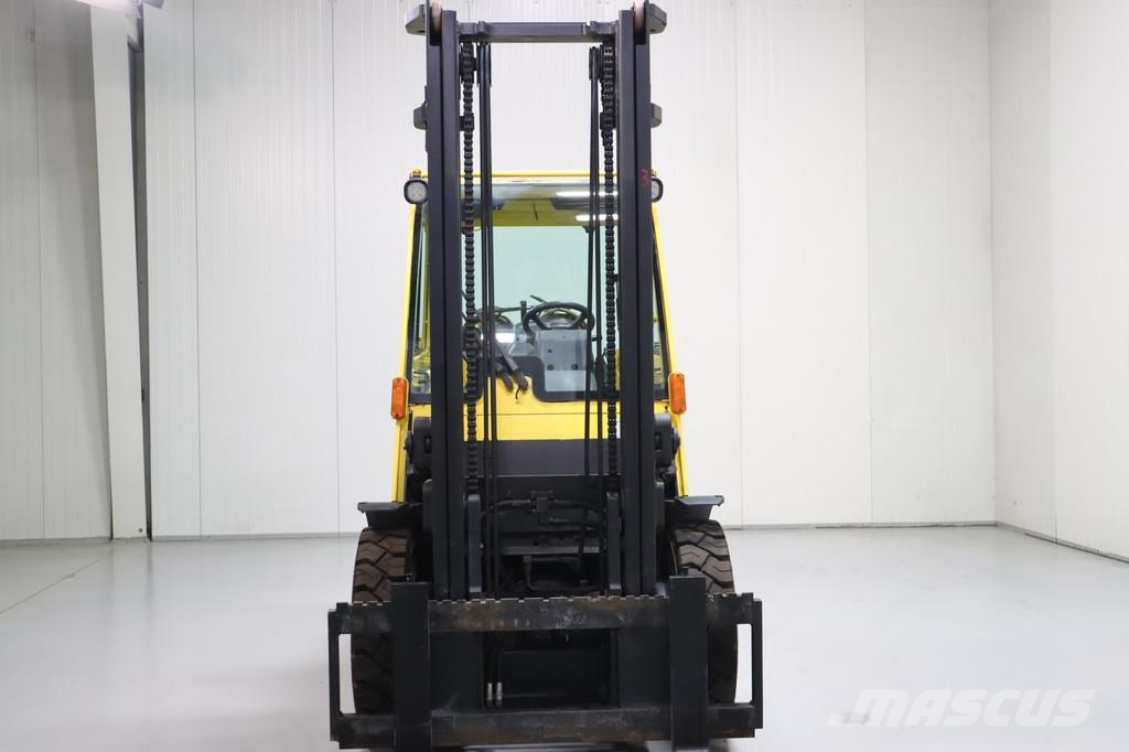 Mitsubishi FG40N LPG heftrucks