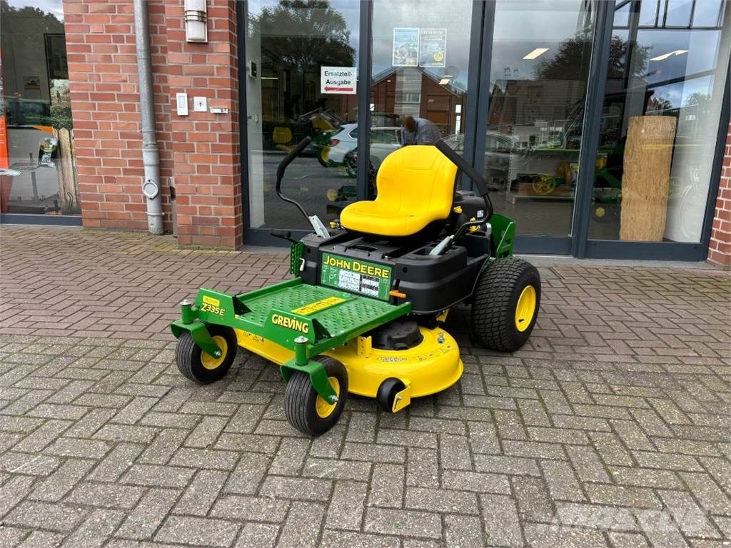 John Deere Z335E Nullwendekreismäher Žacie stroje