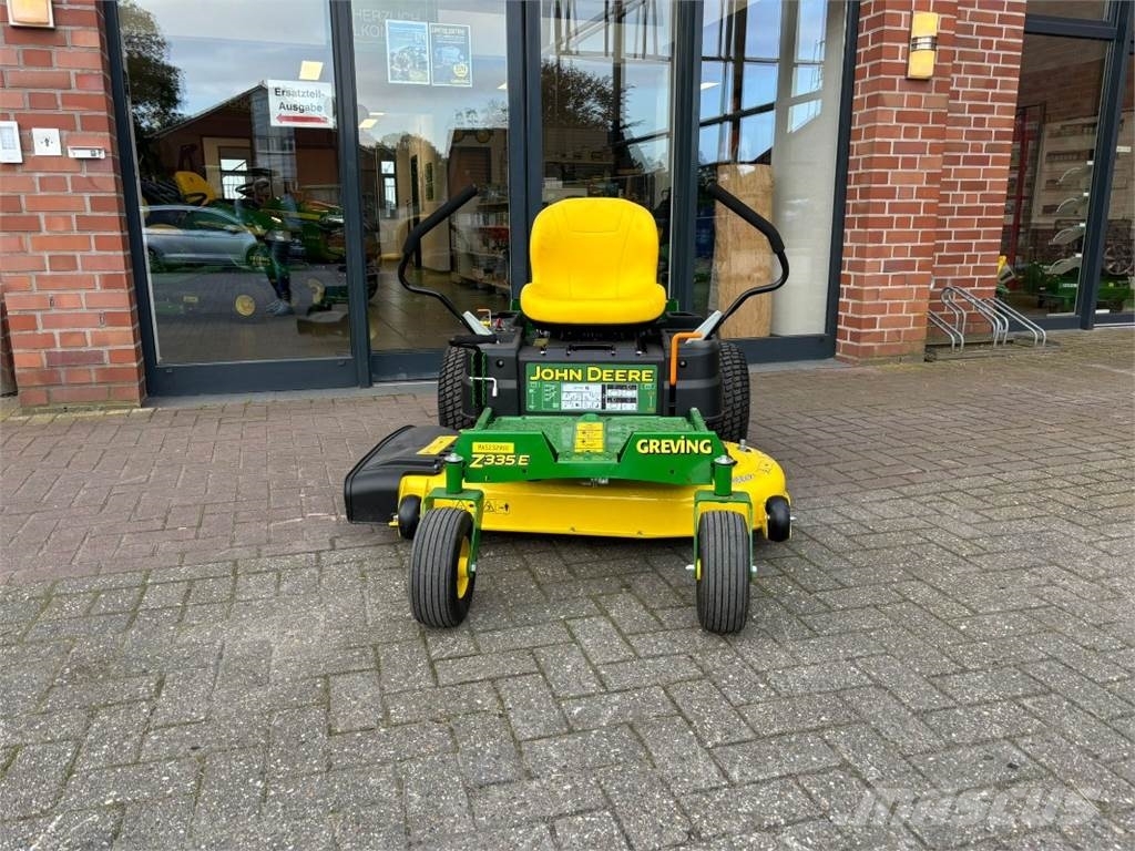 John Deere Z335E Nullwendekreismäher Žacie stroje
