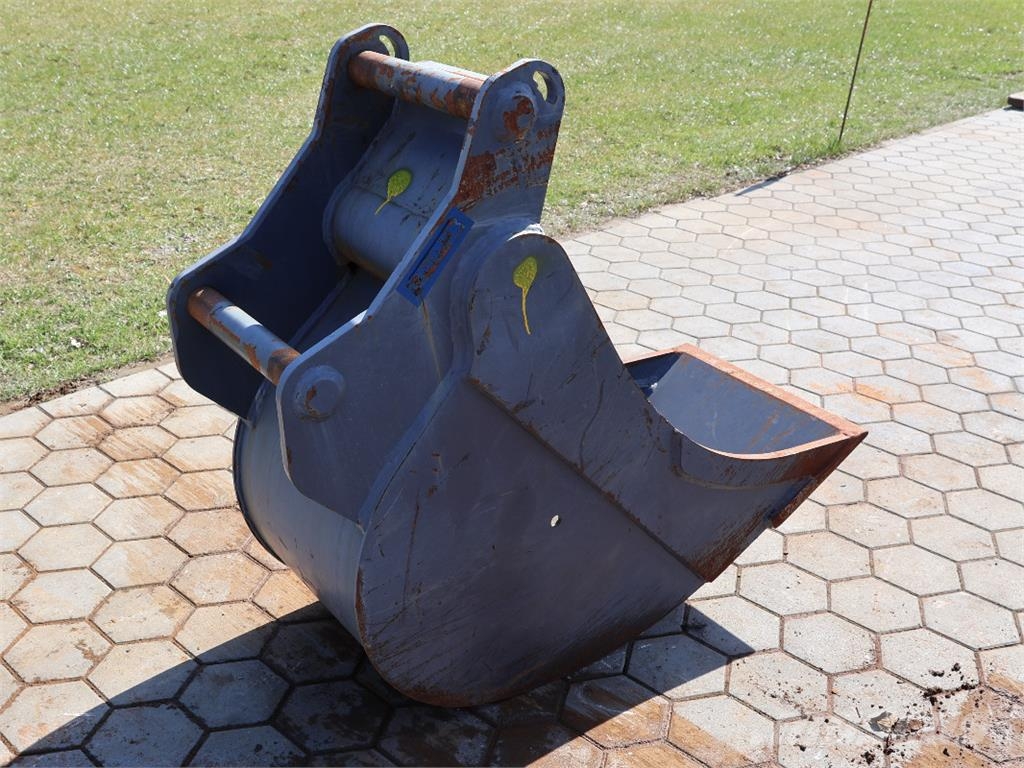 FELSLÖFFEL, 600 MM, 420 L Farm machinery