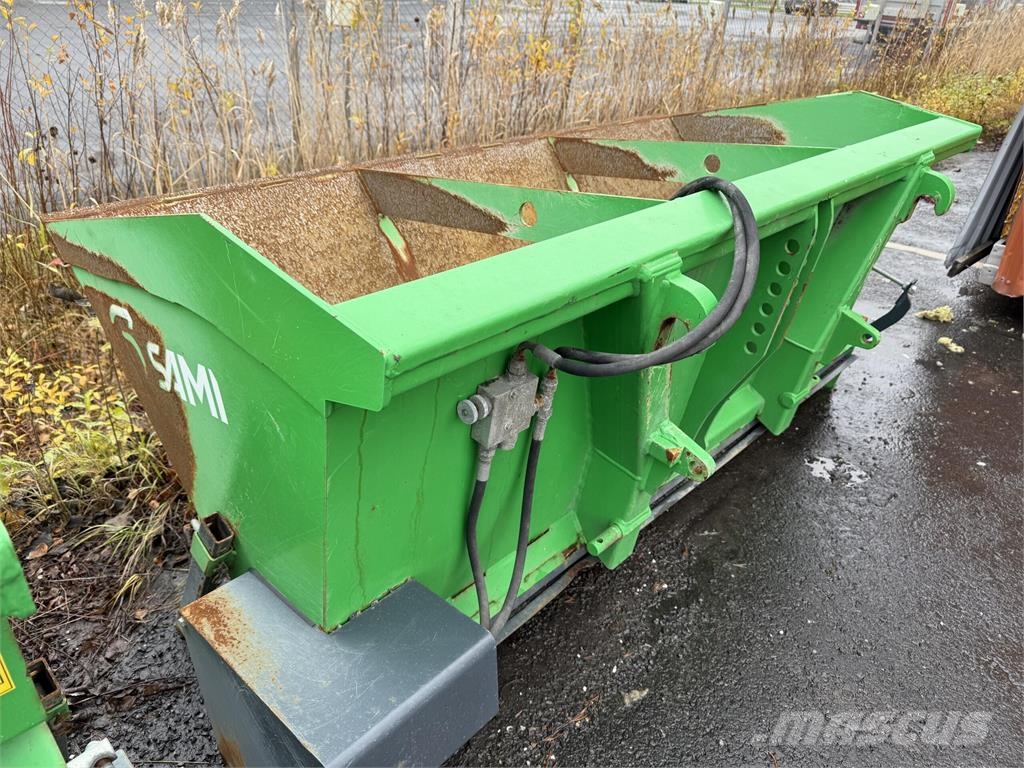 Sami SL2000 Euro+3P 669 Hiekan- ja suolanlevittimet