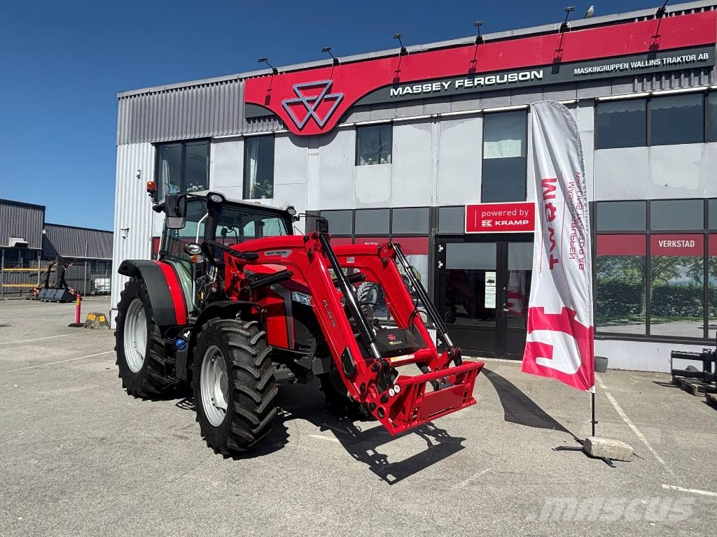 Massey Ferguson 5M.115 Tracteur