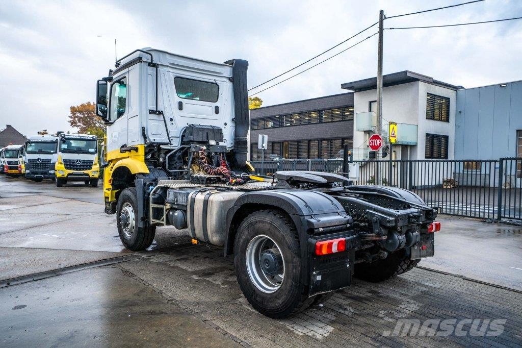 Mercedes-Benz AROCS 2045 AS (cardan)+KIPHYDR. 牵引车