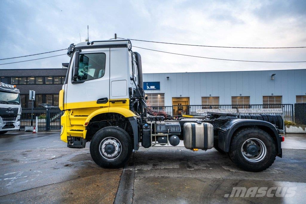 Mercedes-Benz AROCS 2045 AS (cardan)+KIPHYDR. 牵引车