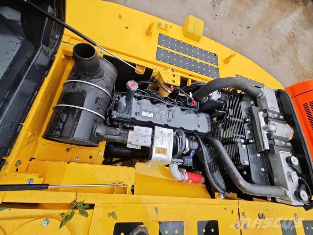 Komatsu PC 220-8 Εκσκαφείς με ερπύστριες
