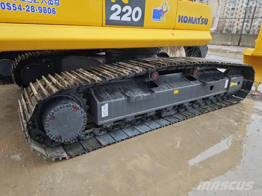 Komatsu PC 220-8 Εκσκαφείς με ερπύστριες