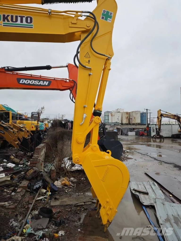 Komatsu PC 220-8 Εκσκαφείς με ερπύστριες