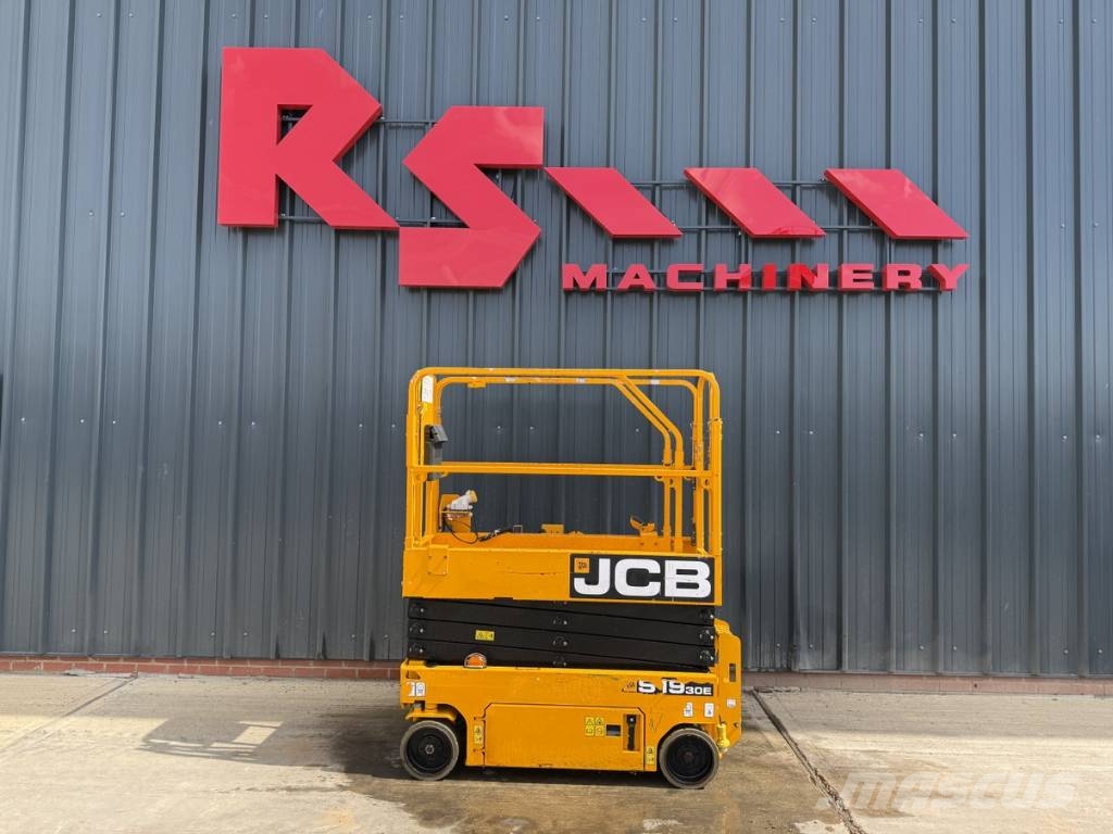 JCB S 1930 E Škarjaste dvižne ploščadi