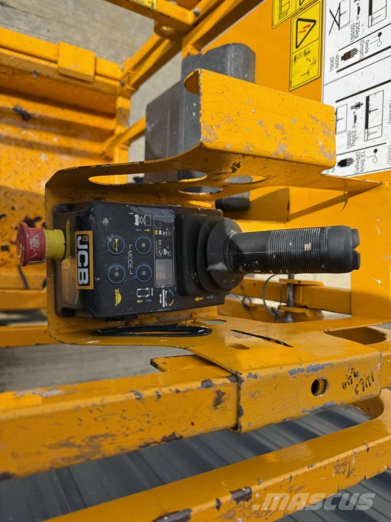 JCB S 1930 E Škarjaste dvižne ploščadi