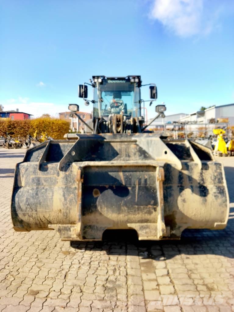 Doosan DL 250-7 Wheel loaders