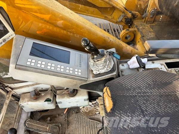 Liebherr HS 833 HD Lanové rýpadlá