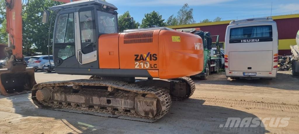 Hitachi ZX 210 LC-3 حفارات زحافة