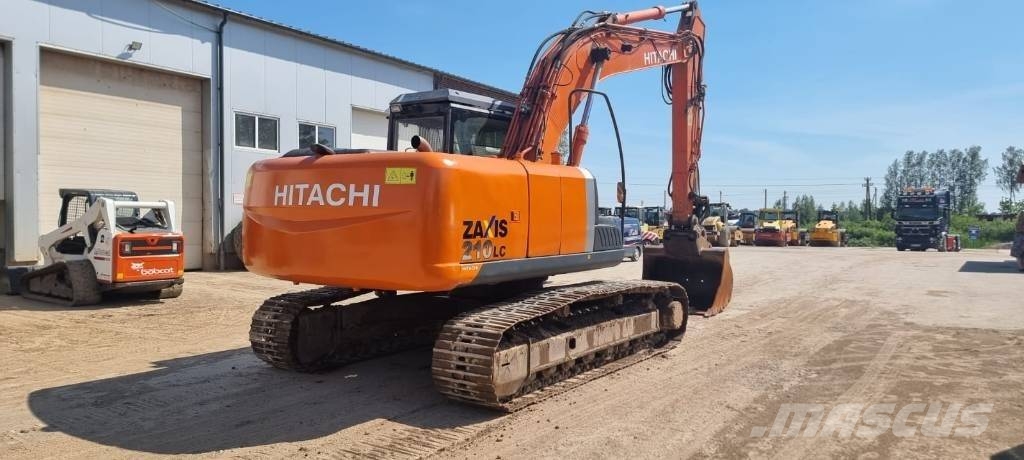 Hitachi ZX 210 LC-3 حفارات زحافة