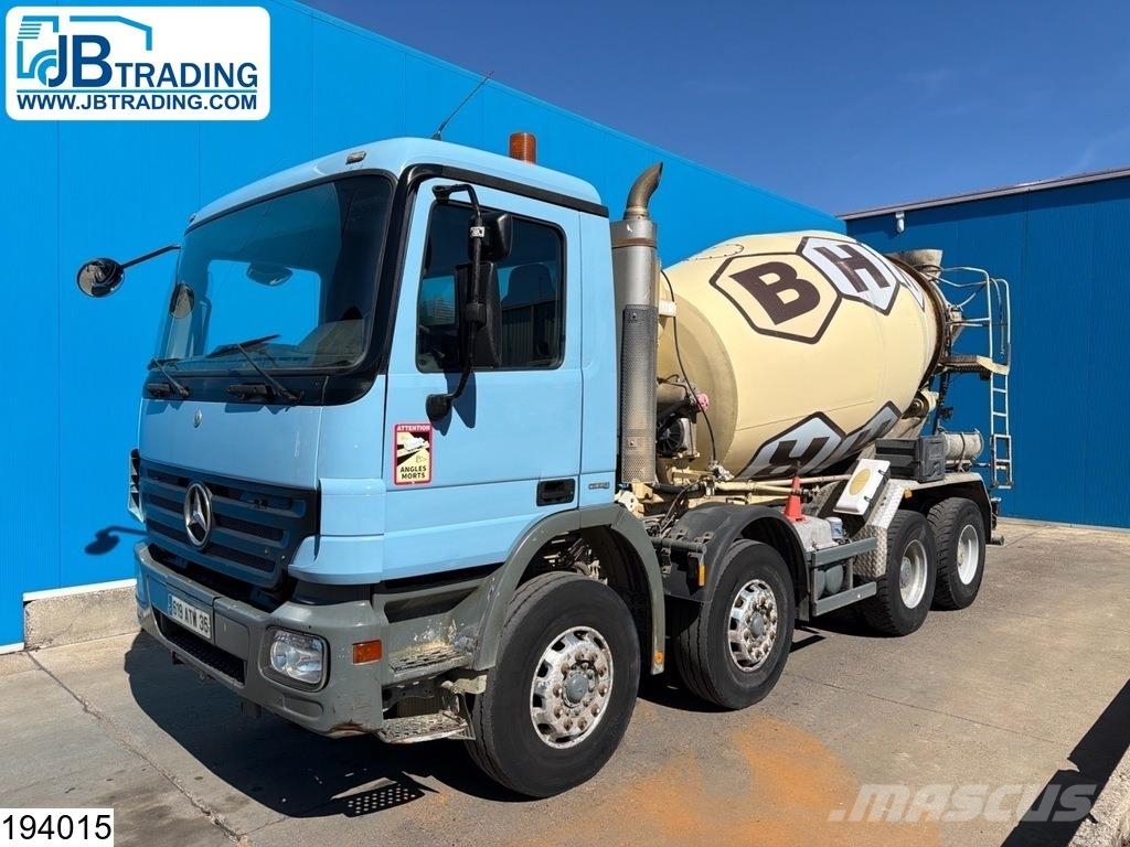 Mercedes-Benz Actros 3236 8x4, PTO, Liebherr, Steel suspension 混凝土搅拌车