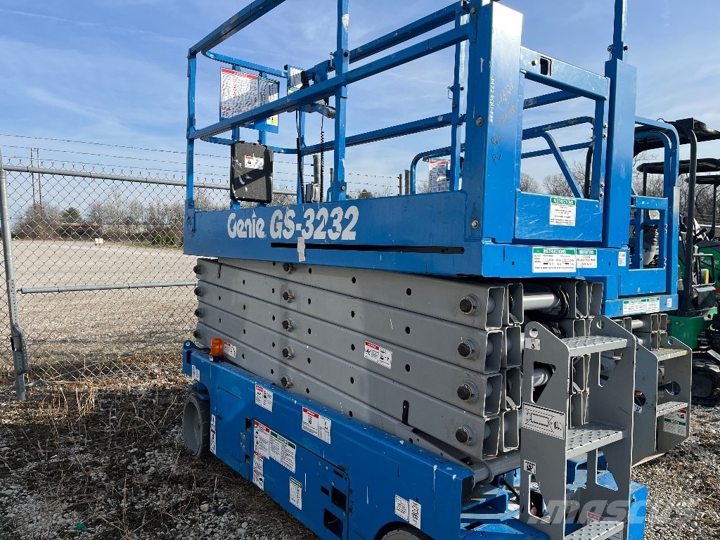 Genie GS 3232 Ανυψωτήρες ψαλιδωτής άρθρωσης