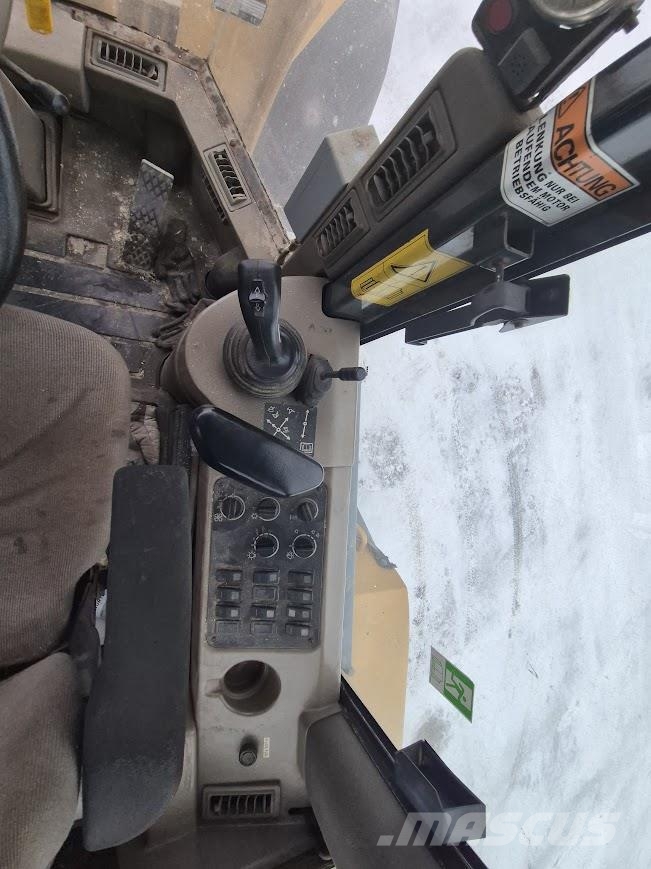 CASE 721D Wheel loaders