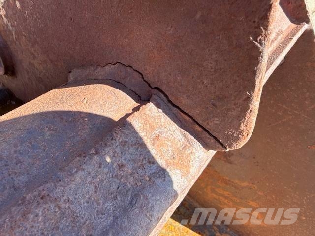 Schaeff 950 mm Tranšėjų kasimo technika