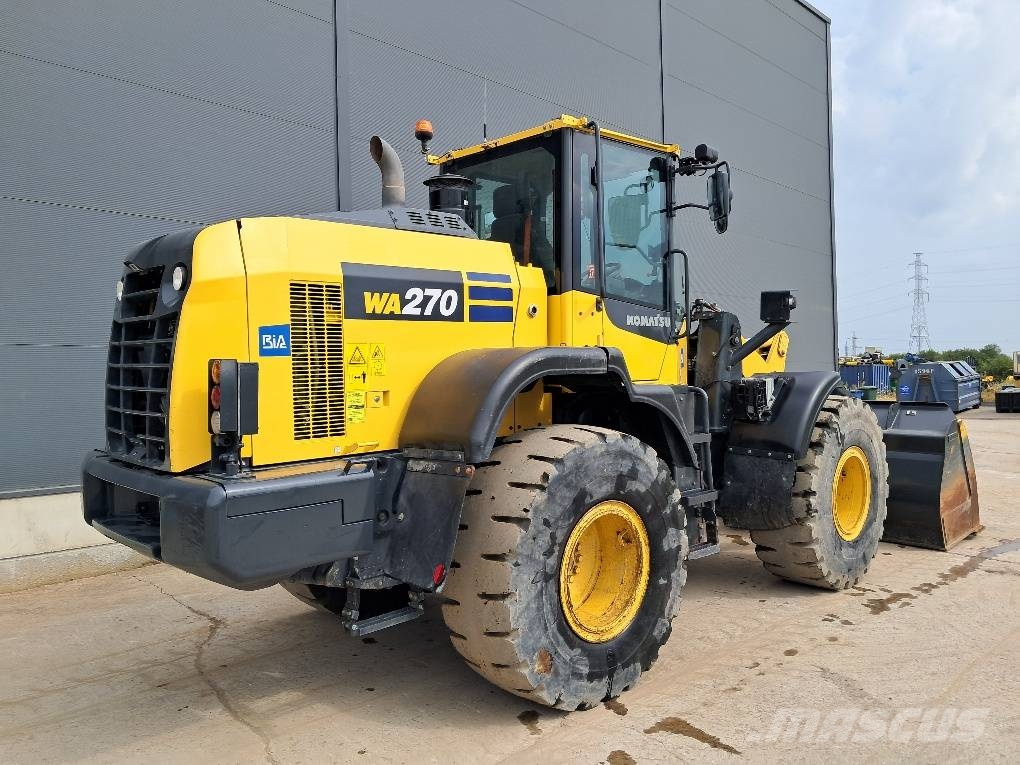 Komatsu WA270-8 Kolesni nakladalci