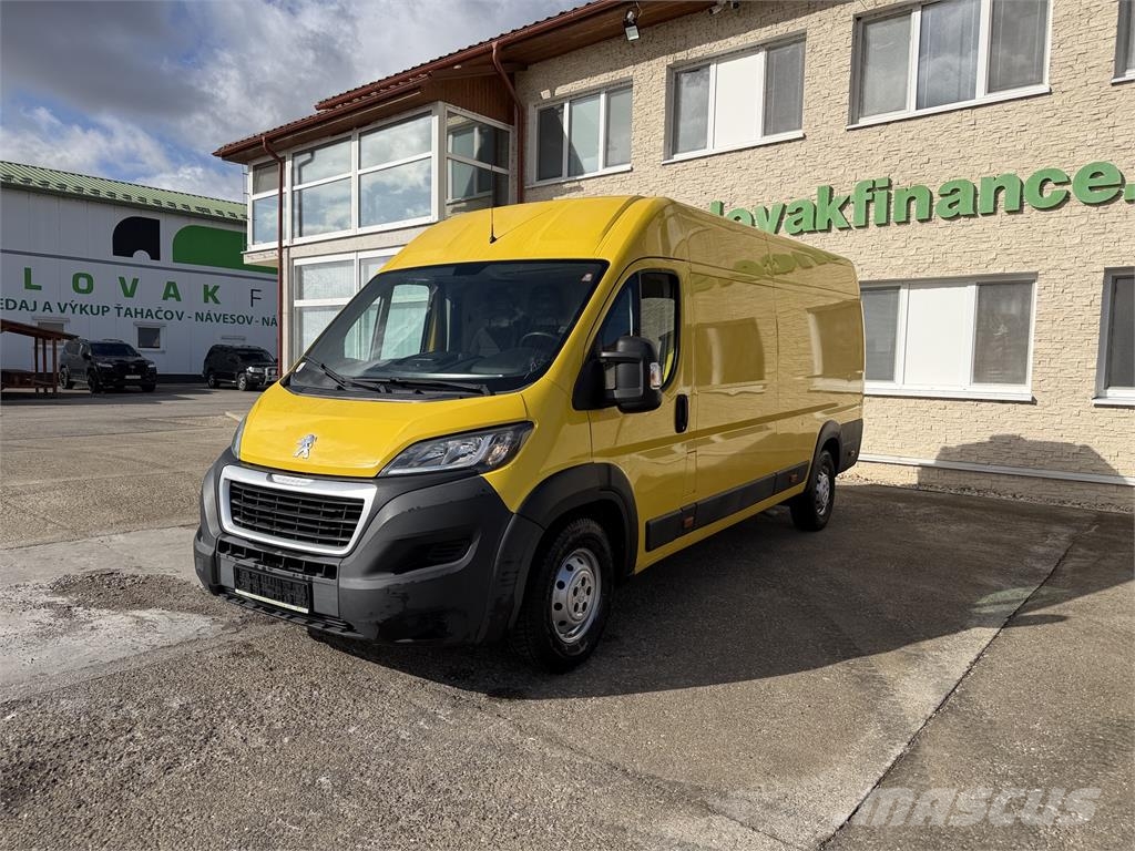 Peugeot Boxer VIN 017 Dostavna vozila / kombiji