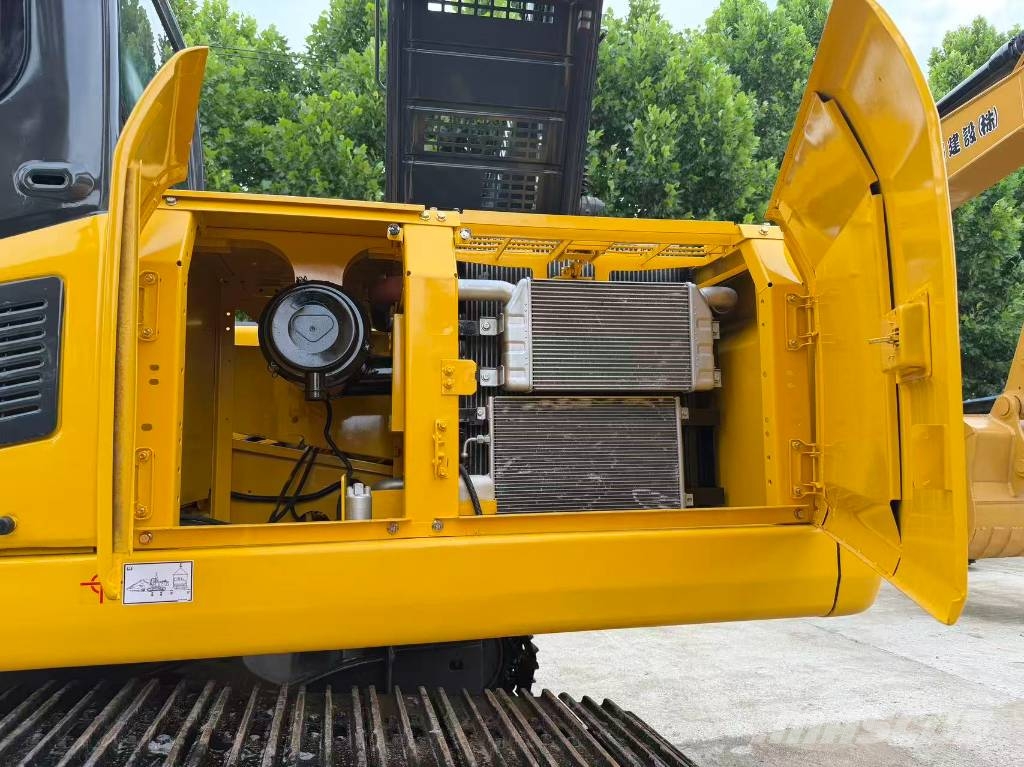 Komatsu PC 220-7 Vikšriniai ekskavatoriai