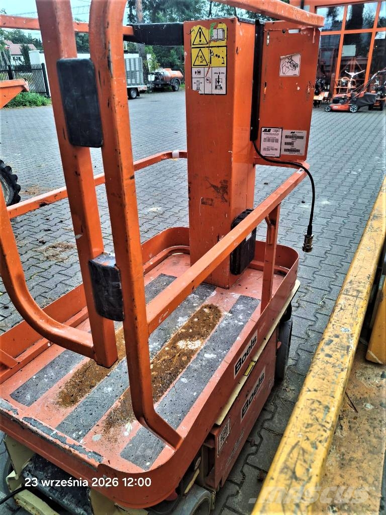 JLG 1230 ES Вертикальні щоглові підйомники