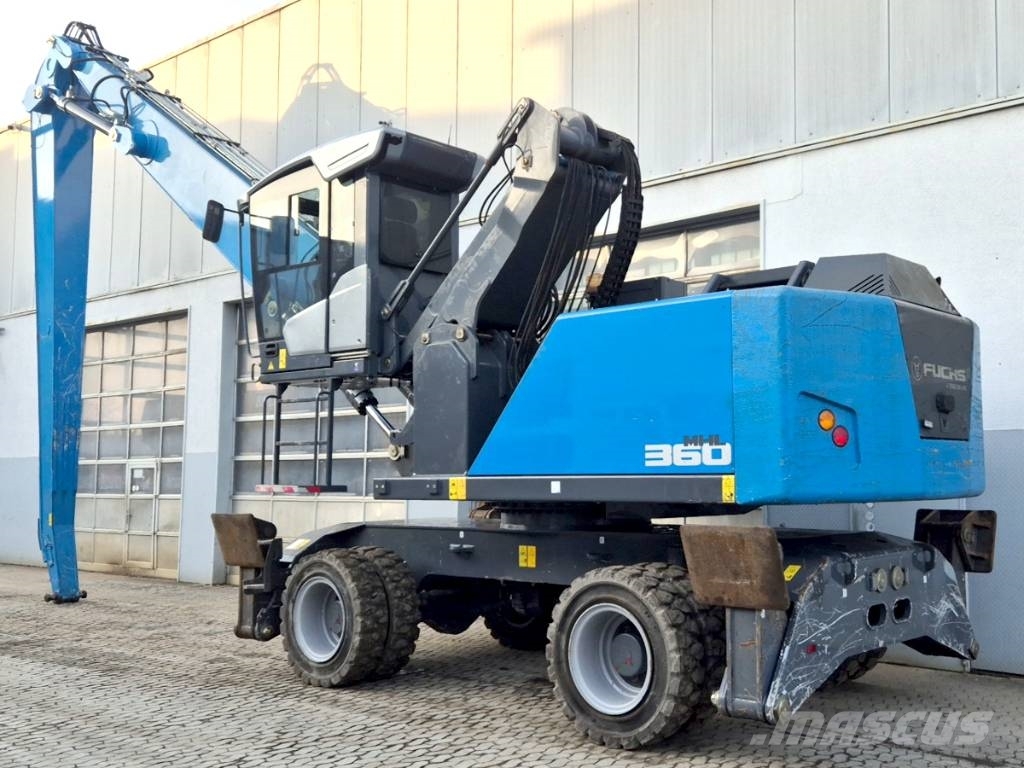 Fuchs MHL 360 F Materialumschlag