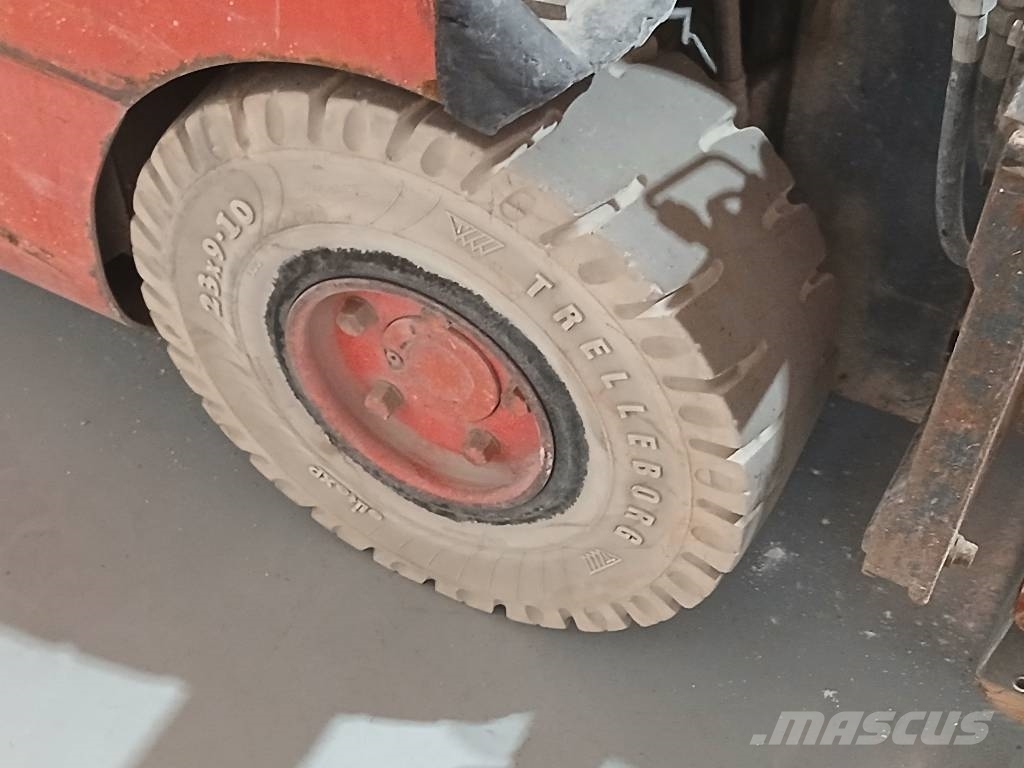 Linde E25/600-336 شاحنات ذات رافعات شوكية تعمل بالكهرباء