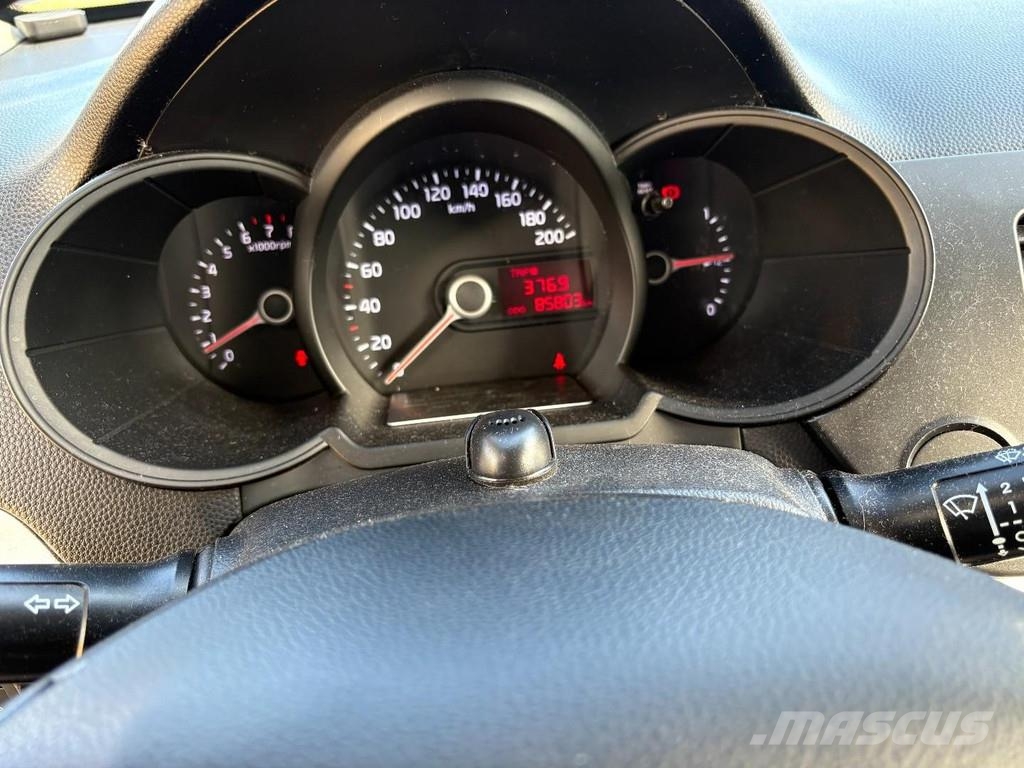 Kia Picanto 1.2 CCVT COMFORT LINE + AIR CONDITIONING + Automobili