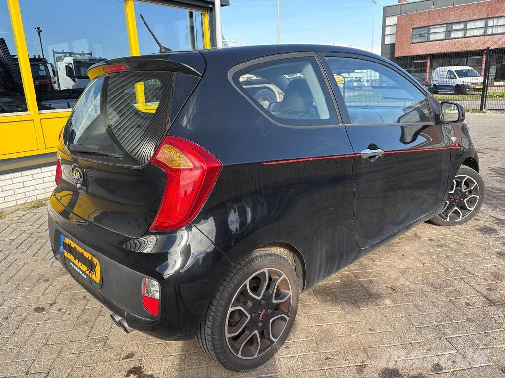 Kia Picanto 1.2 CCVT COMFORT LINE + AIR CONDITIONING + Automobili