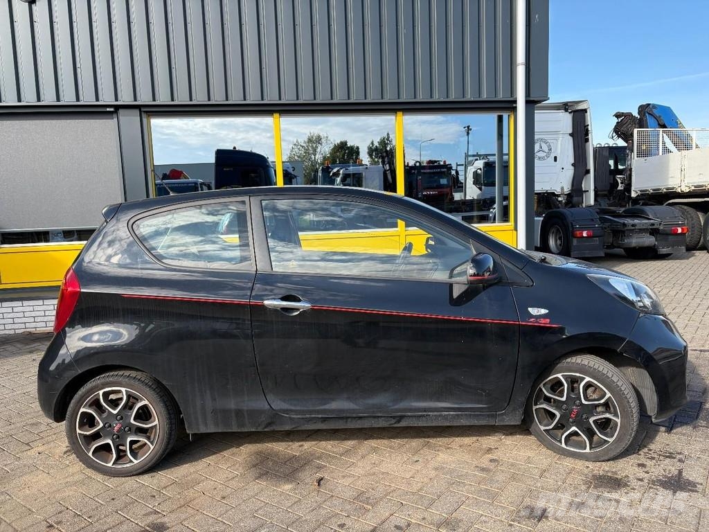Kia Picanto 1.2 CCVT COMFORT LINE + AIR CONDITIONING + Automobili