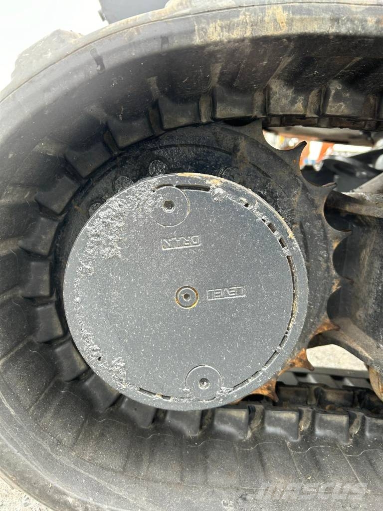 Hitachi ZX 26 U-6 Міні-екскаватори < 7т