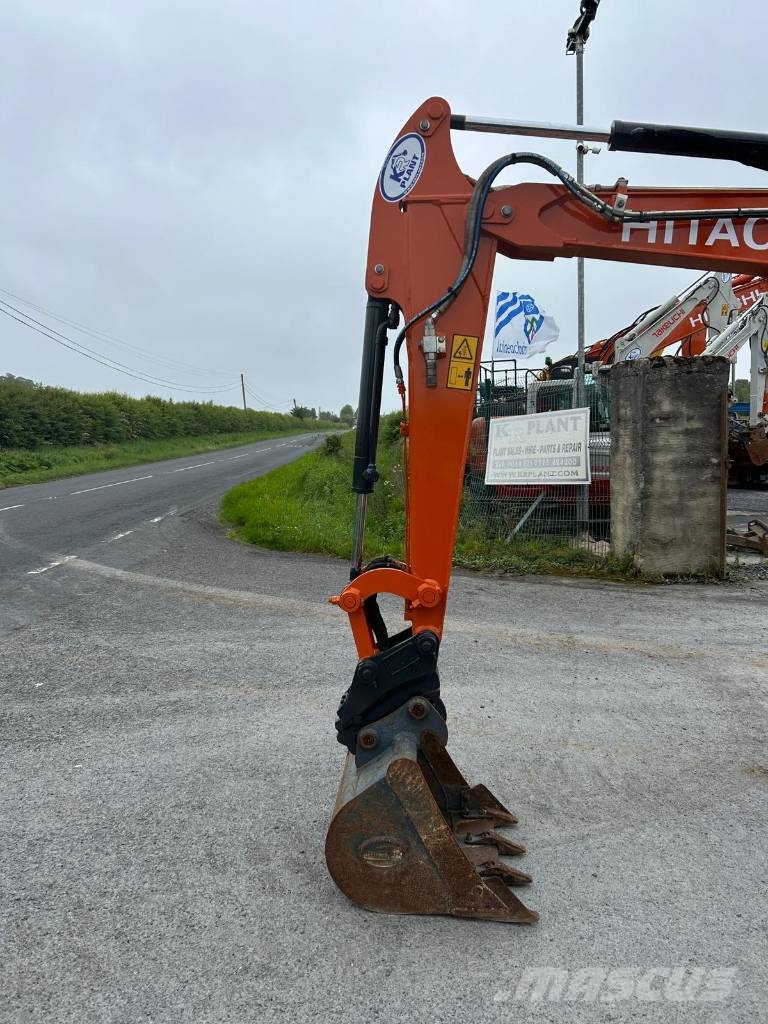 Hitachi ZX 26 U-6 Міні-екскаватори < 7т