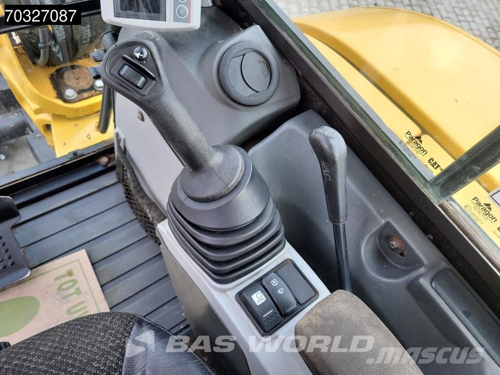 CAT 305 E2 3 Buckets Mini excavadoras < 7t