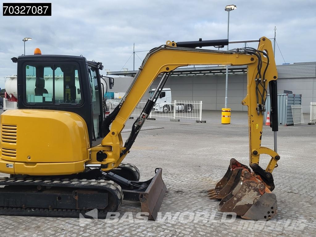 CAT 305 E2 3 Buckets Mini excavadoras < 7t