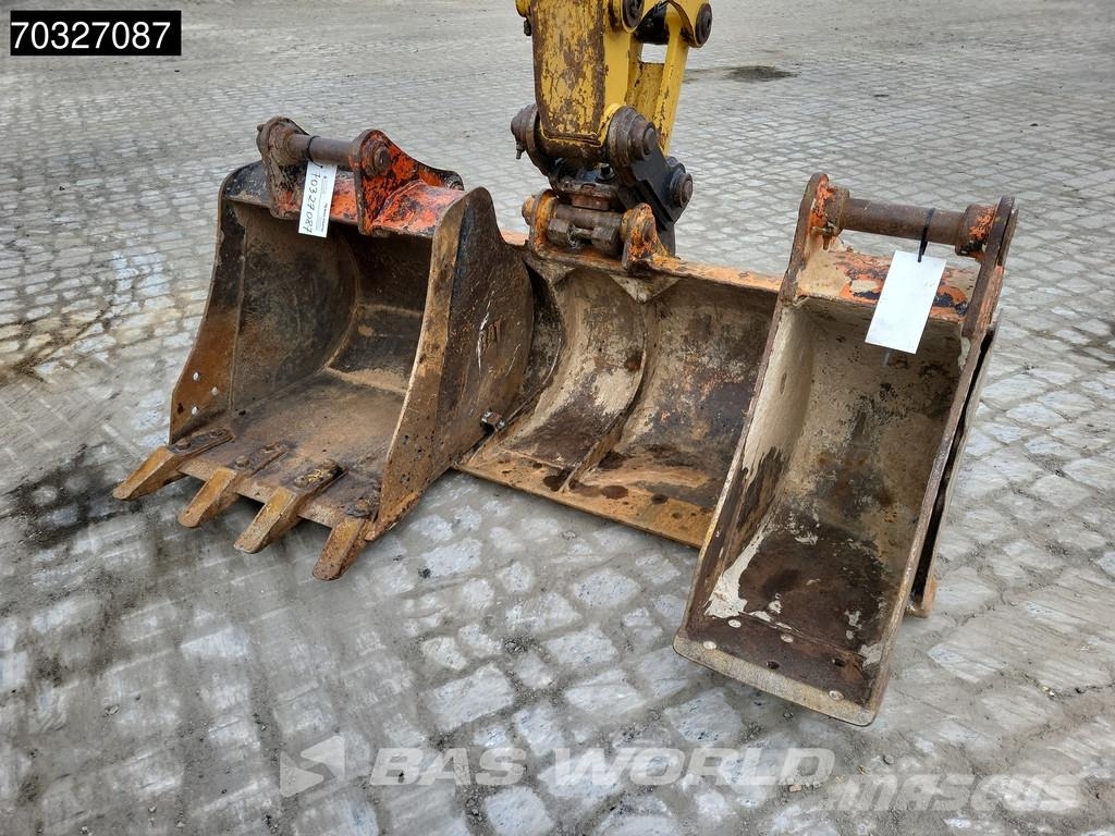 CAT 305 E2 3 Buckets Mini excavadoras < 7t
