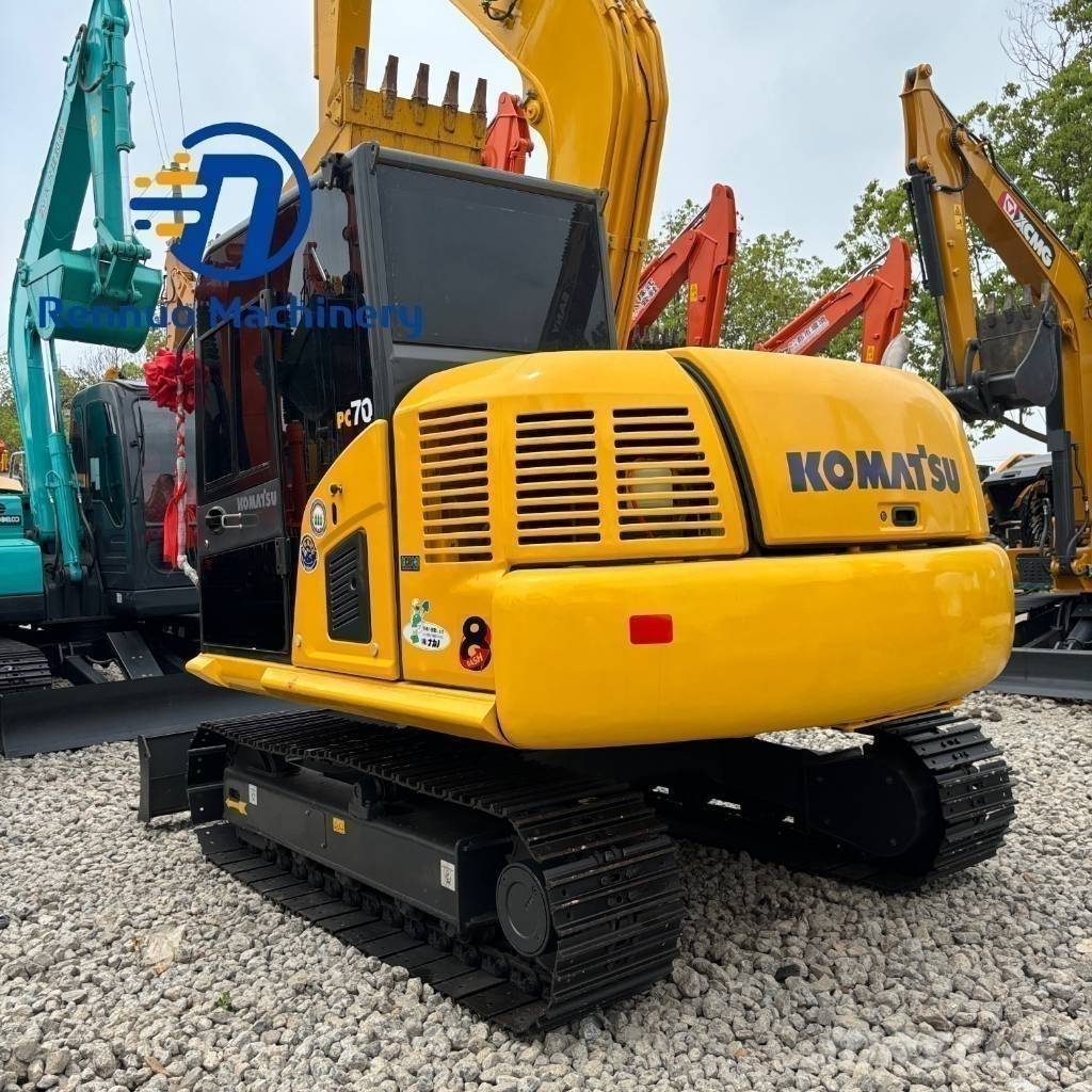 Komatsu PC 70-8 ミニ油圧ショベル 7t以下(ミニユンボ・ミニディガー)