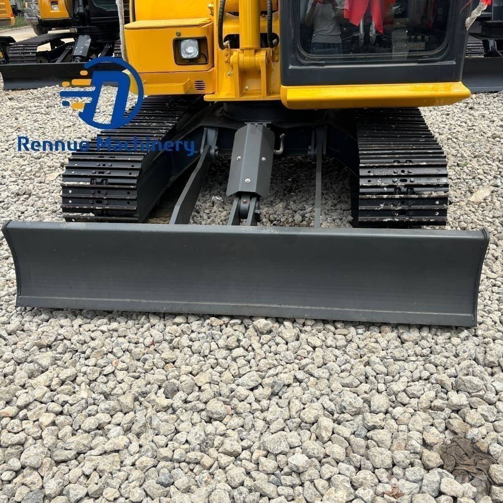 Komatsu PC 70-8 ミニ油圧ショベル 7t以下(ミニユンボ・ミニディガー)