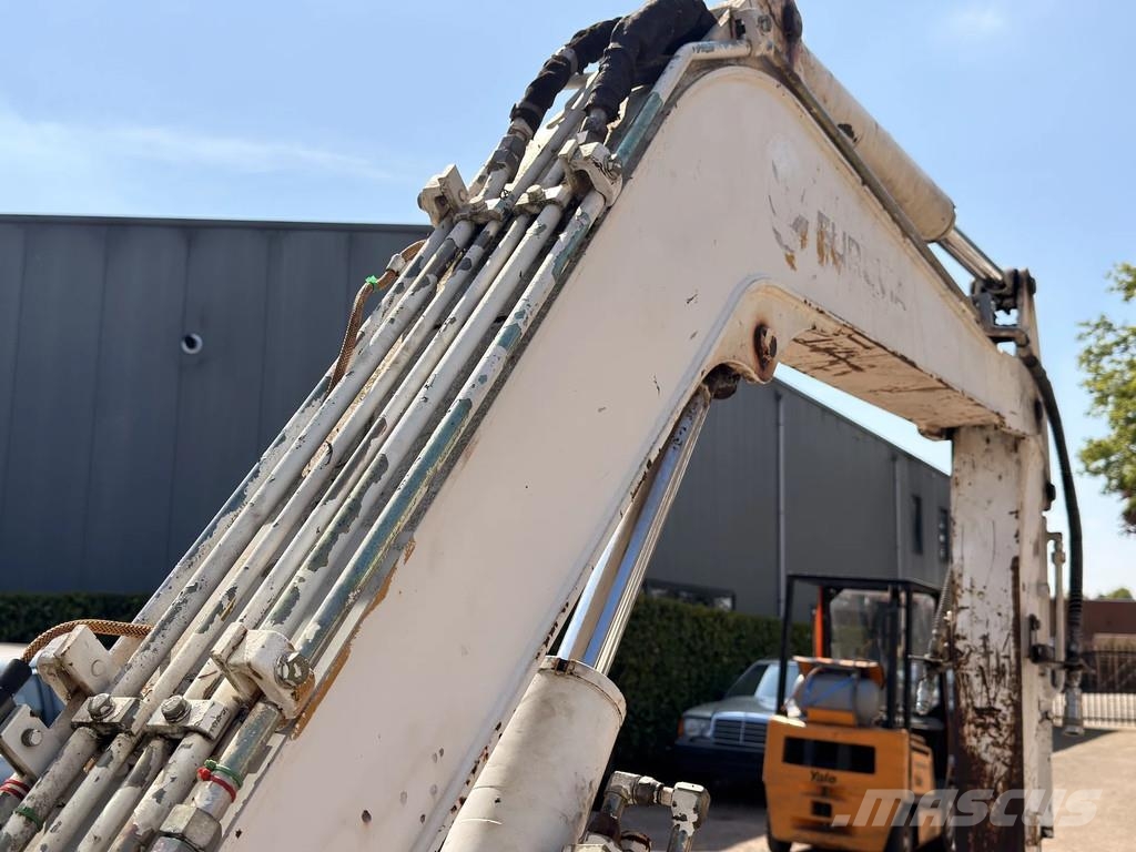 CAT 303.5C CR - Mini excavator / 3 buckets / hammer li حفارات صغيرة أقل من 7 طن (حفارات صغيرة)