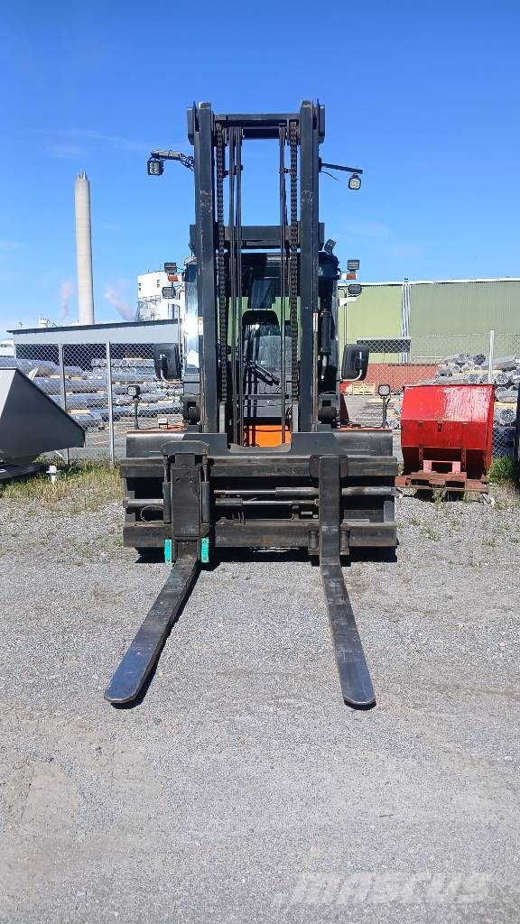 Doosan D90S-7 Dieseltrukit