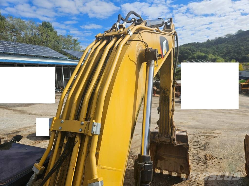 CAT 330 대형 굴삭기 29톤 이상