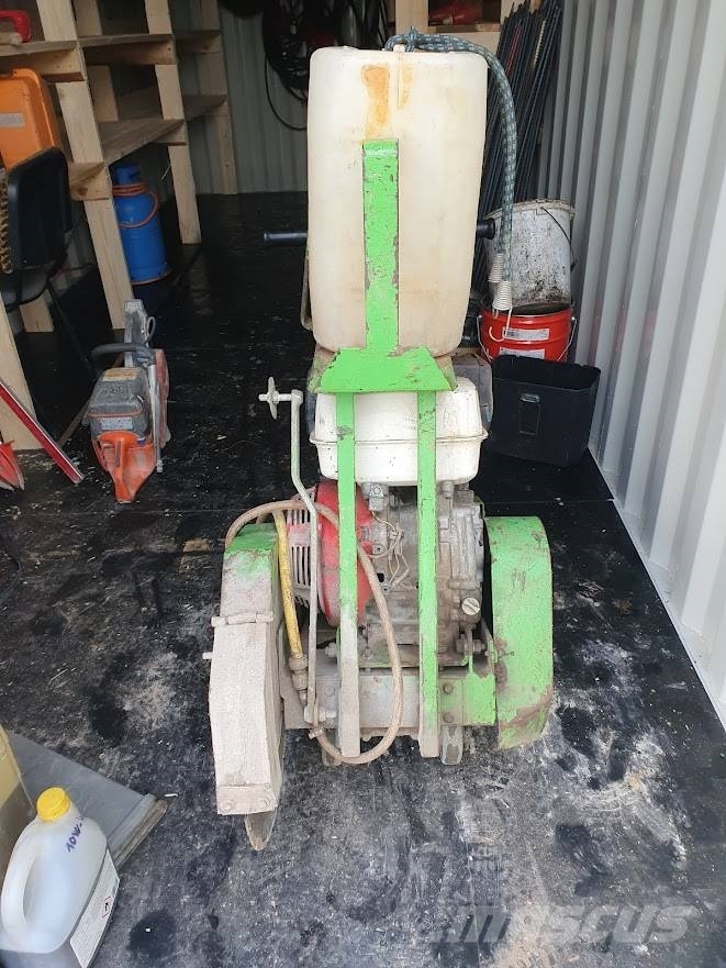 Řezač spár Dr.Schulze FS 450 Sonstige Baumaschinen