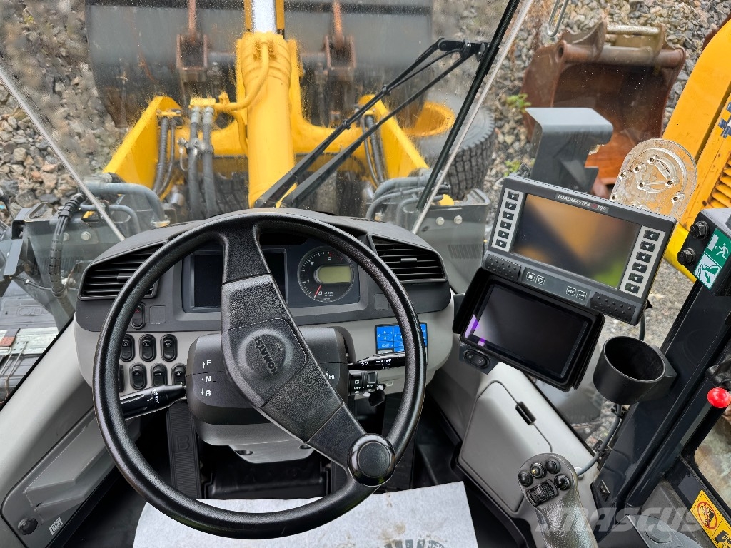 Komatsu WA 270-8 Wielladers