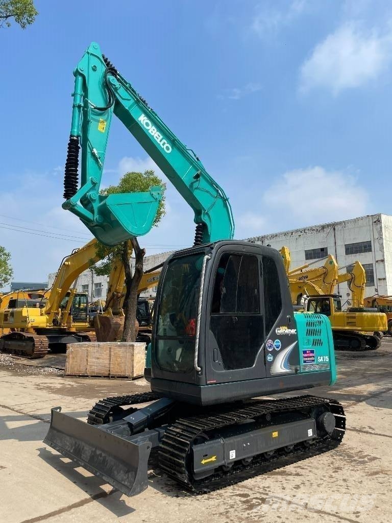 Kobelco SK 75 Mini kotrók < 7t