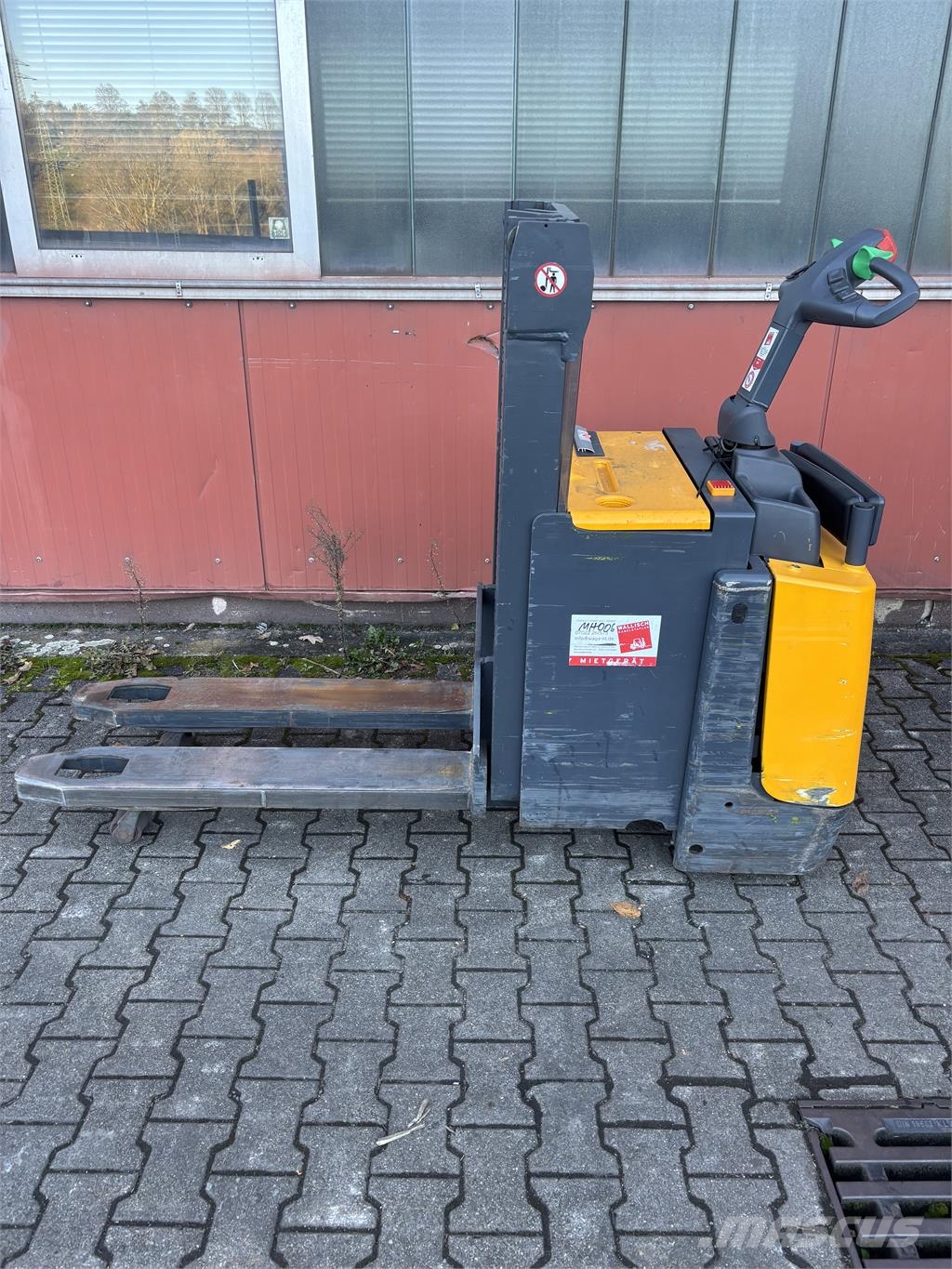 Jungheinrich ERD 220 --> Batterie aus 2024! شاحنات مناولة ذاتية الدفع