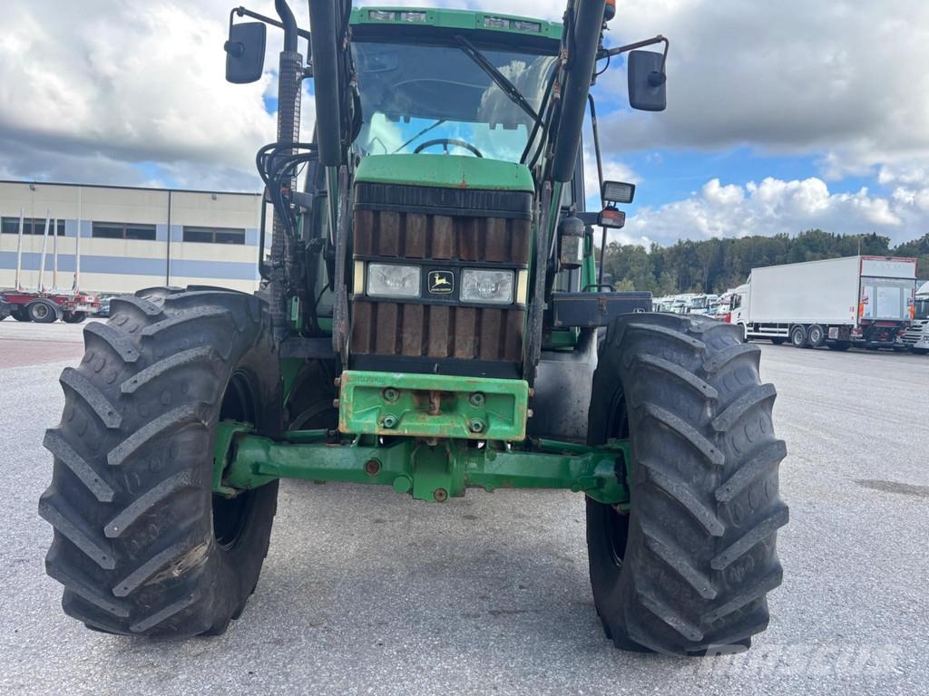 John Deere 6210 Front Loader Трактори