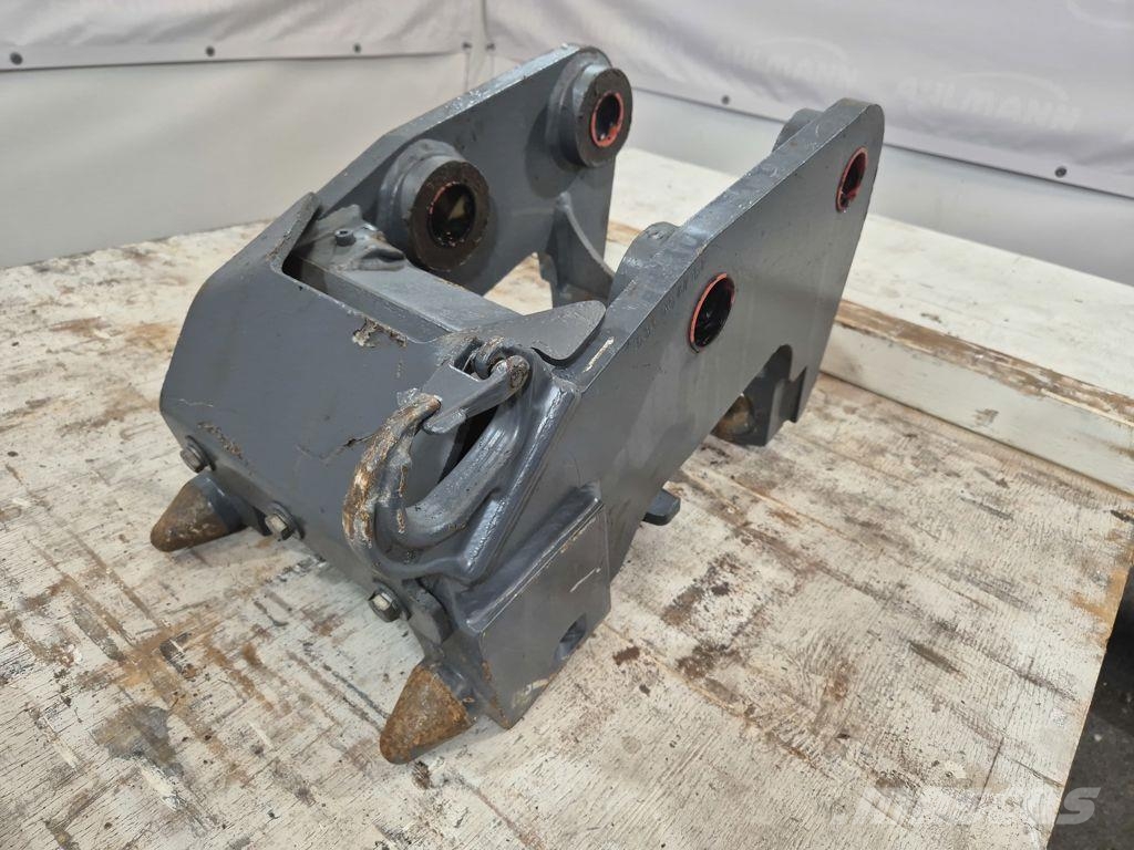 Mecalac 6/8MCR Active Lock Rychlospojky