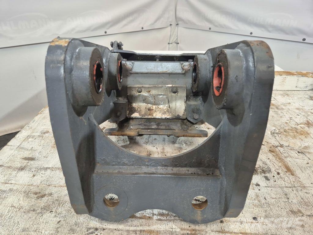Mecalac 6/8MCR Active Lock Rychlospojky