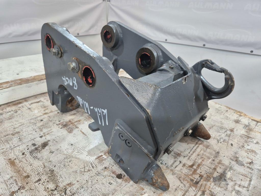 Mecalac 6/8MCR Active Lock Rychlospojky
