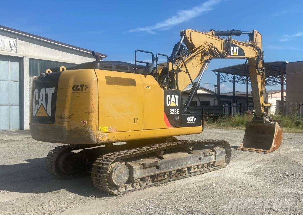 CAT 323 EL Bageri guseničari