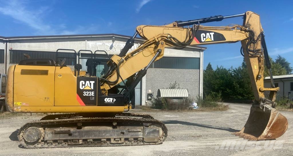 CAT 323 EL Bageri guseničari